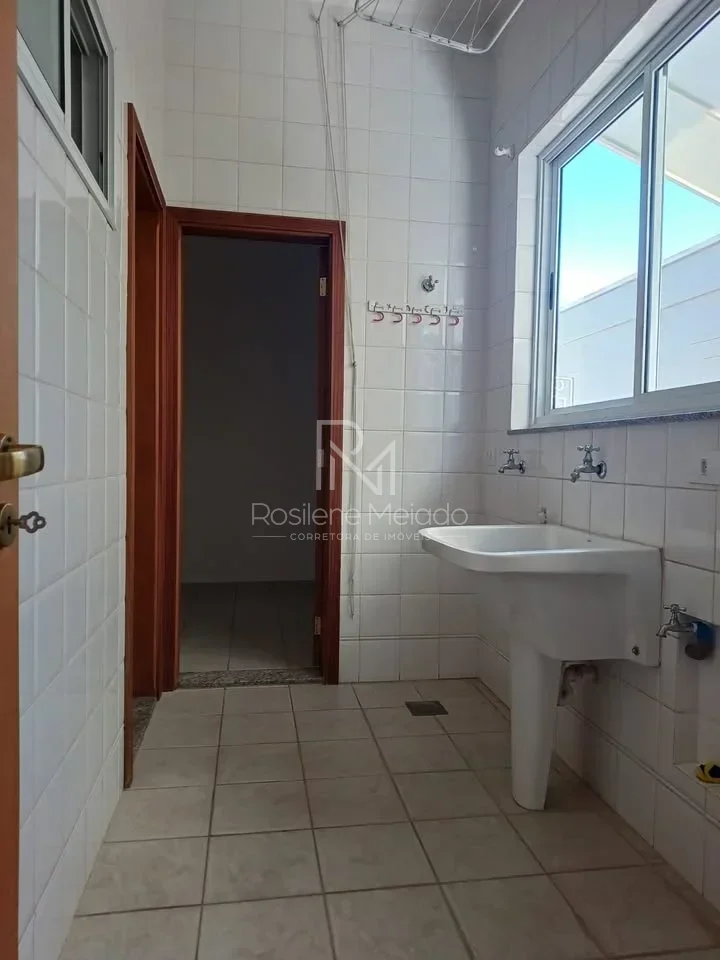 Casa a venda no condomínio Damha I com 233m² — foto 8