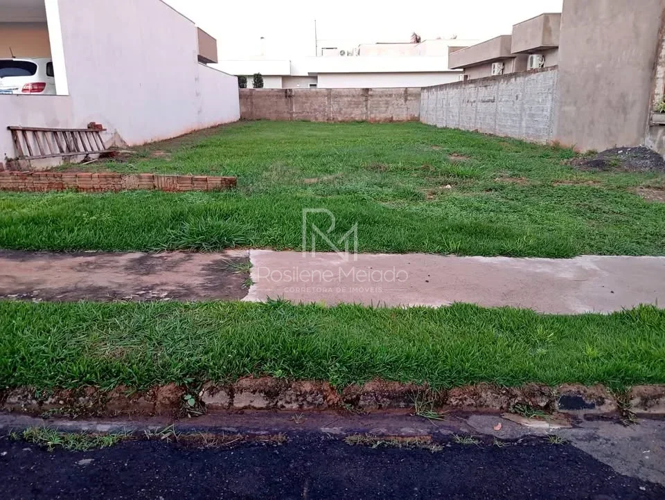 Terreno a venda no Condomínio Gramado em Álvares Machado/SP — foto 1