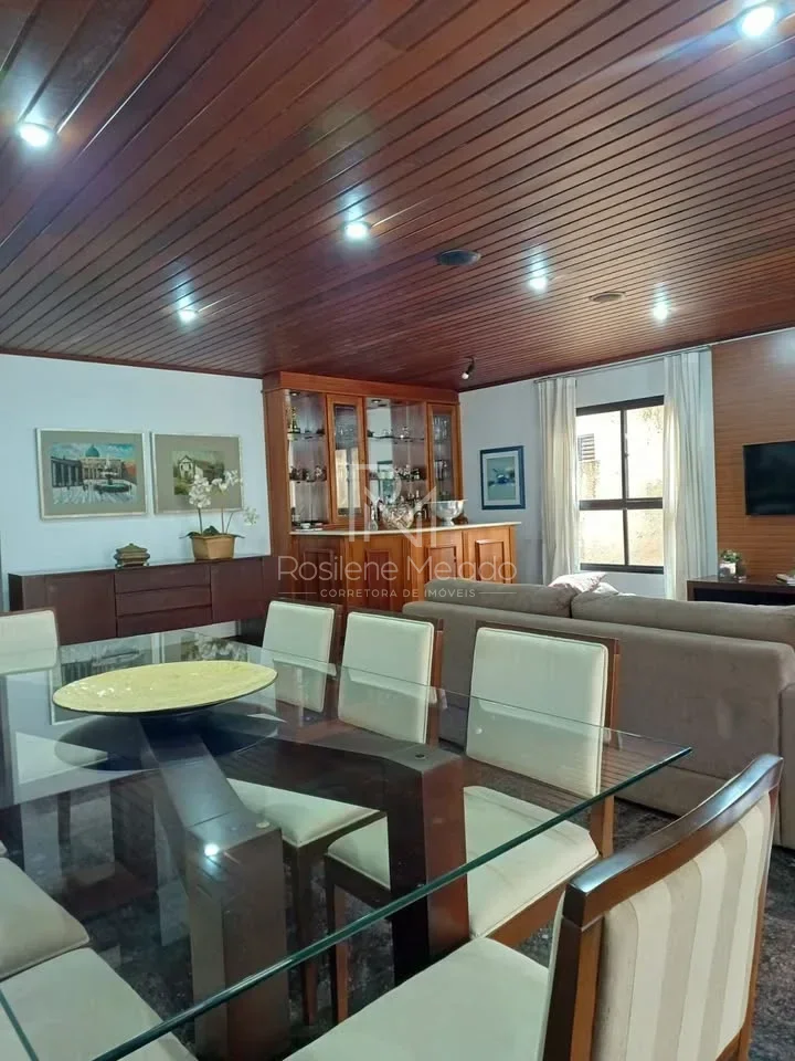 Casa a Venda no Condomínio João Paulo II, Quatro suítes — foto 3
