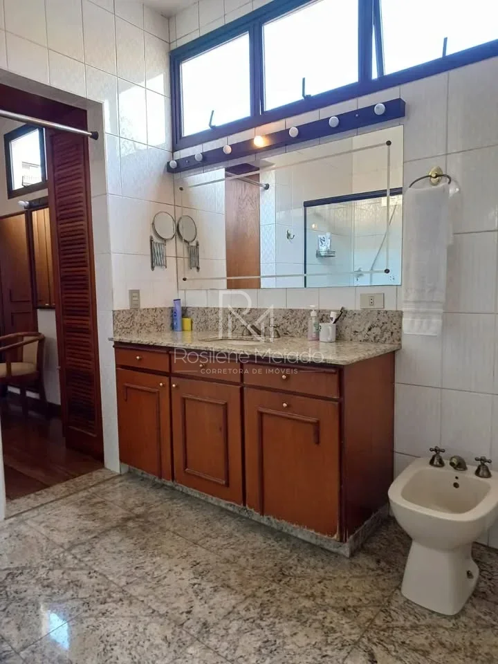 Casa a Venda no Condomínio João Paulo II, Quatro suítes — foto 9