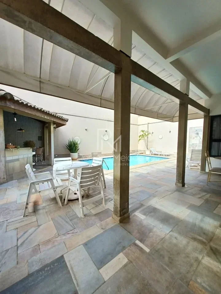 Casa a Venda no Condomínio João Paulo II, Quatro suítes — foto 1