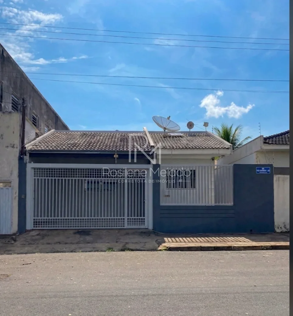 Casa 3 dormitórios a venda no Jardim Maracanã em Presidente Prudente/SP