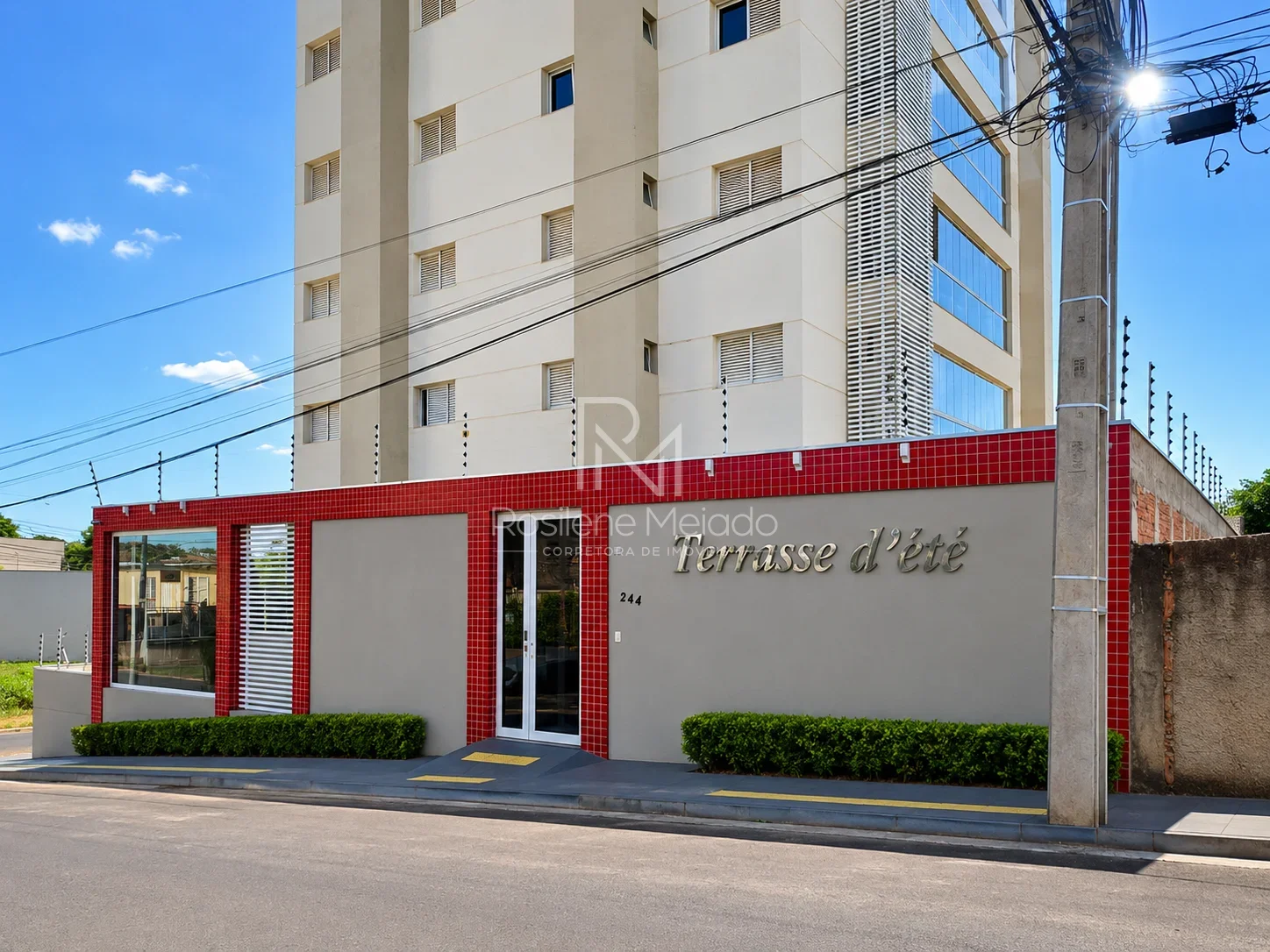 Apartamento à venda em Presidente Prudente, Jardim Aquinópolis, 80m²
